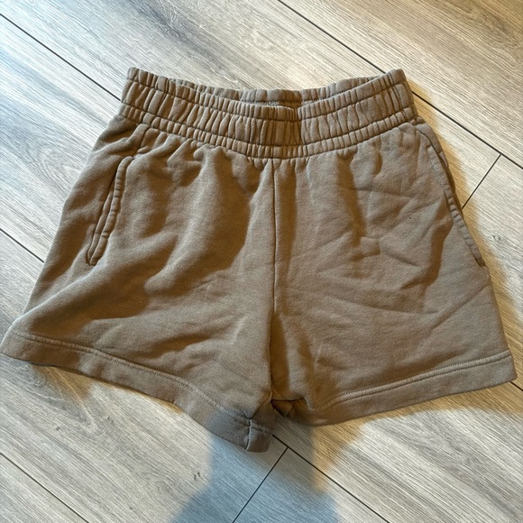 Aritzia Pants - aritzia brown sweat shorts
